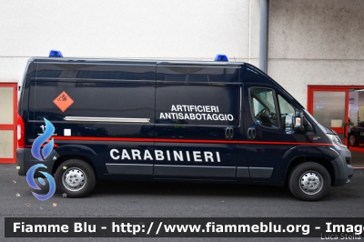 Fiat Ducato X290
Carabinieri
Nucleo Artificieri Antisabotaggio
CC DT 705

Parole chiave: Fiat Ducato_X290 CCDT705 Reas_2018