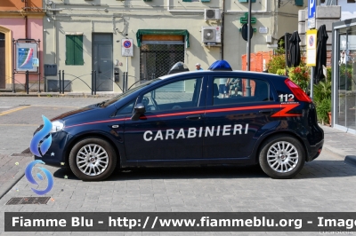 Fiat Punto VI serie
Carabinieri
CC DU 586
Parole chiave: Fiat Punto_VIserie CCDU586 Festa_della_Repubblica_2022