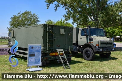 Mercedes-Benz Unimog U4000
NATO - OTAN
Supreme Headquarters Allied Powers Europe
CHB 8856
Parole chiave: Mercedes-Benz Unimog U4000 CHB8856