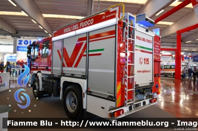 Iveco EuroCargo 120E25 IV serie - NewCity 2020
Vigili del Fuoco
AutoPompaSerbatoio allestimento Magirus
Mezzo celebrativo 80° anno di fondazione del Corpo Nazionale
In esposizione al Reas 2019
Parole chiave: Iveco EuroCargo_120E25_IVserie_NewCity_2020 Reas_2019