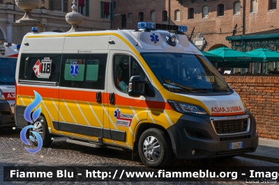 Peugeot Boxer IV serie
Pubblica Assistenza Comacchio Soccorso
Mezzo in convenzione
118 Ferrara Soccorso
Allestimento Mobitecno
Parole chiave: Peugeot Boxer_IVserie Ambulanza Viva_2018