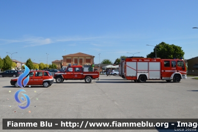 Distaccamento Volontario di Copparo
Vigili del Fuoco
Distaccamento Volontario di Copparo
Parole chiave: Iveco EuroFire_150E27 EuroCityFire_100E21