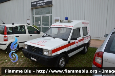 Fiat Panda I serie 4x4
Croce Rossa Italiana
Comitato Regionale Lombardia
Servizio Regionale Telecunicazioni
CRI 12448
Parole chiave: Fiat Panda_Iserie4x4 CRI12448 Reas_2015