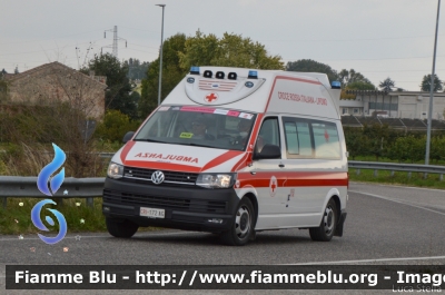 Volkswagen Transporter T6
Croce Rossa Italiana
Comitato Locale di Lipomo (CO)
Allestimento Aricar
CRI 172 AG
In scorta al Giro d'Italia 2020
Parole chiave: Volkswagen Transporter_T6 CRI172AG Ambulanza Giro_D_Italia_2020