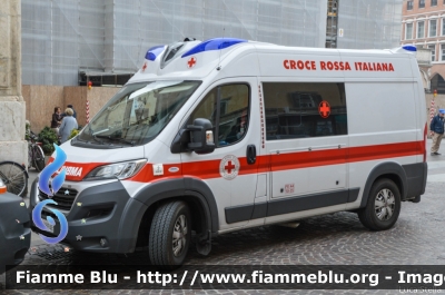 Fiat Ducato X290
Croce Rossa Italiana
 Comitato Provinciale di Ferrara
 Allestimento Vision
 CRI 494 AE
Parole chiave: Fiat Ducato_X290 CRI494AE Ambulanza