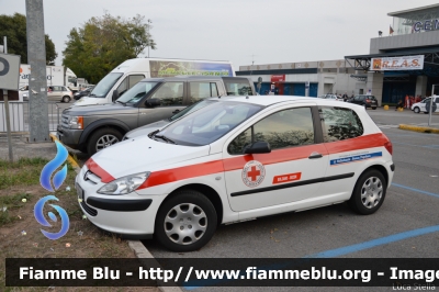 Peugeot 307
Croce Rossa Italiana
Comitato Provinciale Bolzano
Rotes Kreuz Bozen
CRI 528 AA
Parole chiave: Peugeot 307 CRI528AA Reas_2015