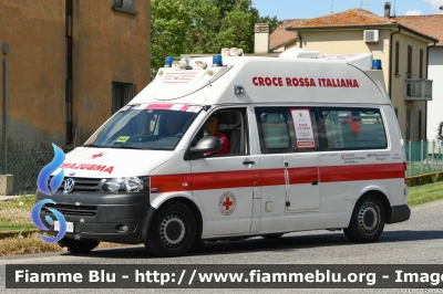 Volkwagen Transporter T5 restyle
Croce Rossa Italiana
Comitato Locale Valceresio (VA)
Allestimento Aricar
CRI 543 AD
In scorta al Giro d'Italia 2024
Parole chiave: Volkswagen Transporter_T5_Restyle CRI543AD Ambulanza Giro_D_italia_2024