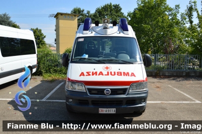 Fiat Ducato III serie
Croce Rossa Italiana
Comitato Locale di Reggio Emilia
Allestita Aricar
CRI A 911 A
Parole chiave: Fiat Ducato_IIIserie CRIA911A Ambulanza Open_Day_Aricar_2014