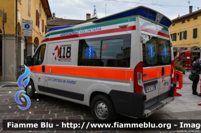 Fiat Ducato X290
Pubblica Assistenza Croce Italia Comuni di Pianura
Allestimento Orion
Parole chiave: Fiat Ducato_X290 Ambulanza