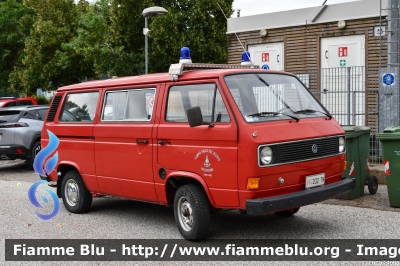 Volkswagen  T3
Vigili del Fuoco
Unione Distrettuale di Trento
Corpo Volontario di Lona-Lases (TN)
VF D32 TN
Parole chiave: Volkswagen  T3 VFD32TN