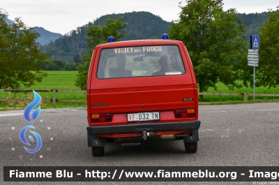 Volkswagen  T3
Vigili del Fuoco
Unione Distrettuale di Trento
Corpo Volontario di Lona-Lases (TN)
VF D32 TN
Parole chiave: Volkswagen  T3 VFD32TN