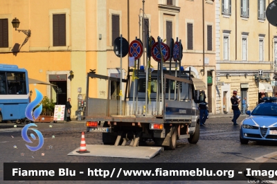 Iveco Daily III serie
Polizia Municipale Roma
Parole chiave: Iveco Daily_IIIserie Festa_della_Repubblica_2015