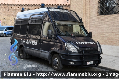 Iveco Daily V serie
Carabinieri
VIII Reggimento "Lazio"
Allestimento Sperotto
CC DD 526
Parole chiave: Iveco Daily_Vserie CCDD525 Trentennale118 CCDD526