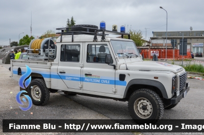 Land Rover Defender 130
Protezione Civile
Gruppo Provinciale di Ferrara
Parole chiave: Land-Rover Defender_130 Simultatem_2016