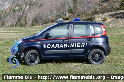 Fiat Nuova Panda 4x4 II serie
Carabinieri
Comando Carabinieri Unità per la tutela Forestale Ambientale ed Agroalimentare
Parco Nazionale Foreste Casentinesi
CC DT 794
Parole chiave: Fiat Nuova_Panda_4x4_IIserie CCDT794