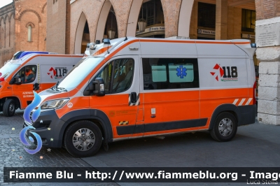 Fiat Ducato X290
118 Ferrara Soccorso
Azienda Ospedaliera Universitaria di Ferrara
Ambulanza "ECHO 02"
Allestita Aricar
Parole chiave: Fiat Ducato_X290  ambulanza Viva_2021