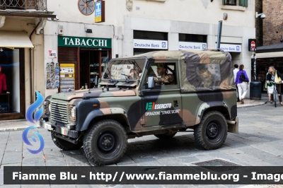 Land Rover Defender 90
Esercito Italiano
Operazione Strade Sicure
EI BB 474
Parole chiave: Land-Rover Defender_90 EIBB474