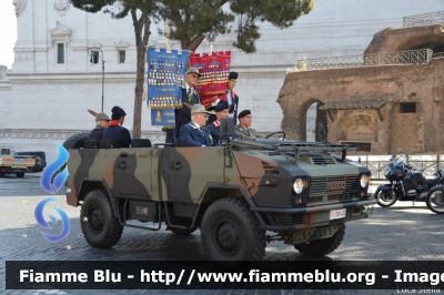 Iveco VM90
Esercito Italiano
EI DA 452
Parole chiave: Iveco VM90 Festa_della_Repubblica_2015 EIDA452