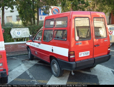 Fiat Fiorino II serie
Vigili del Fuoco
Comando Provinciale di Ferrra
Distaccamento Permanente di Codigoro
VF 17691
Parole chiave: Fiat Fiorino_IISerie VF17691