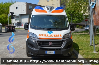 Fiat Ducato X290
Associazione Pubblica Assistenza Ferrarese - ODV
Allestimento Vision
Distaccamento di Ferrara
F01
Parole chiave: Fiat Ducato_X290 Ambulanza