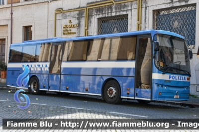 Irisbus Dallavia Tiziano
Polizia di Stato
Reparto Mobile
POLIZIA F3099
Parole chiave: Irisbus-Dallavia Tiziano Trentennale118 POLIZIAF3099