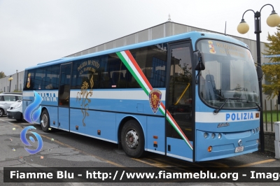 Irisbus DallaVia Tiziano
Polizia di Stato
Gruppo Sportivo Fiamme Oro
I Reparto Mobile di Roma
POLIZIA F3099
Parole chiave: Irisbus DallaVia_Tiziano POLIAIZA F3099 Reas_2014