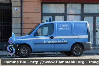 Fiat Doblò I Serie
Polizia di Stato
Unita' Cinofile
POLIZIA F3606
Parole chiave: Fiat Doblò_ISerie POLIZIAF3606 Giro_D_Italia_2018