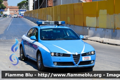 Alfa Romeo 159
Polizia di Stato
Squadra Volante
POLIZIA F5369
Parole chiave: Alfa-Romeo 159 POLIZIAF5369 Festa_della_Repubblica_2015