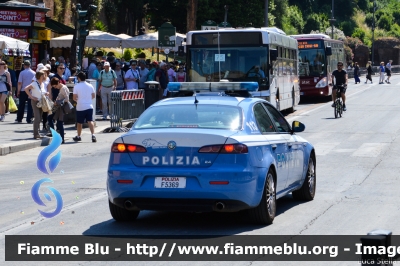 Alfa Romeo 159
Polizia di Stato
Squadra Volante
POLIZIA F5369
Parole chiave: Alfa-Romeo 159 POLIZIAF5369 Festa_della_Repubblica_2015