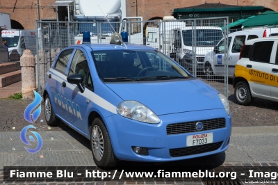 Fiat Grande Punto
Polizia di Stato
POLIZIA F7033
Parole chiave: Fiat Grande_Punto POLIZIAF7033 Giro_d-Italia-2018