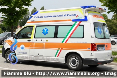 Volkswagen Transporter T6
Pubblica Assistenza Faenza
Allestimento EDM
M37
Parole chiave: Volkswagen Transporter_T6 Ambulanza Giro_D_Italia_2019