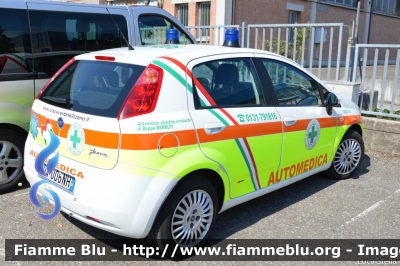 Fiat Grande Punto
Pubblica Assistenza Croce Verde Felizzano (AL)
Parole chiave: Fiat Grande_Punto Automedica Open_Day_Aricar_2014