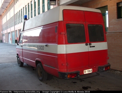 Iveco Daily I Serie
Vigili del Fuoco
Comando Provinciale di Ferrara
VF 15849
Parole chiave: Iveco Daily_ISerie VF15849