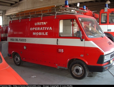 Fiat 242
Vigili del Fuoco
Comando Provinciale di Ferrara
Unità Operativa Mobile
VF 12139
Parole chiave: Fiat 242 VF12139