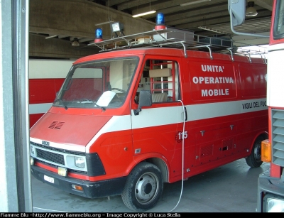 Fiat 242
Vigili del Fuoco
Comando Provinciale di Ferrara
Unità Operativa Mobile
VF 12139
Parole chiave: Fiat 242 VF12139