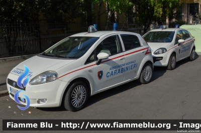 Fiat Grande Punto
Associazione Nazionale Carabinieri
Protezione Civile
Sezione di Firenze
Parole chiave: Fiat Grande_Punto