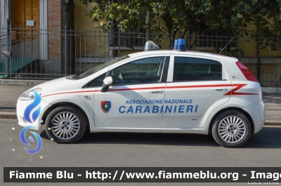 Fiat Grande Punto
Associazione Nazionale Carabinieri
Protezione Civile
Sezione di Firenze
Parole chiave: Fiat Grande_Punto