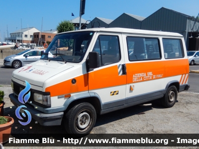 Fiat Ducato I Serie
118 Forlì Soccorso
Azienda USL di Forlì
Automezzo di Servizio "FO3851"
Parole chiave: Fiat Ducato_ISerie