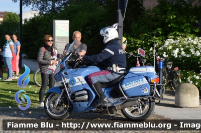 Bmw R850RT II serie
Polizia di Stato
Polizia Stradale
POLIZIA G0349
Mille Miglia 2018
Parole chiave: Bmw R850RT_IIserie POLIZIAG0349 1000_Miglia_2018