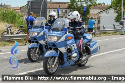 Bmw R850RT II serie
Polizia di Stato
Polizia Stradale
POLIZIA G0555
POLIZIA G0690
Parole chiave: Bmw R850RT_IIserie  POLIZIAG0555 POLIZIAG0690 Giro_D_Italia_2021