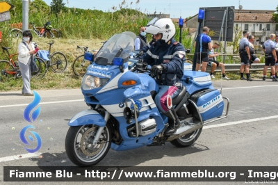 Bmw R850RT II serie
Polizia di Stato
Polizia Stradale
POLIZIA G0555
POLIZIA G0690
Parole chiave: Bmw R850RT_IIserie  POLIZIAG0555 POLIZIAG0690 Giro_D_Italia_2021