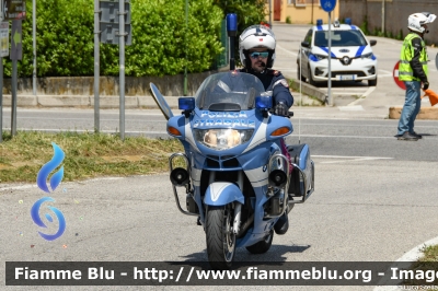 Bmw R850RT II serie
Polizia di Stato
Polizia Stradale
POLIZIA G0566
POLIZIA G1046
Parole chiave: Bmw R850RT_IIserie POLIZIAG0566 POLIZIAG1046 Giro_D_Italia_2024