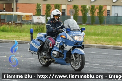 Bmw R850RT II serie
Polizia di Stato
Polizia Stradale
POLIZIA G0573
Parole chiave: Bmw R850RT_IIserie POLIZIAG0573 Giro_D_Italia_2021