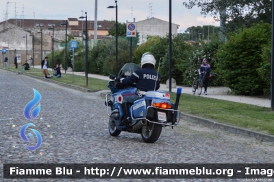 Bmw R850RT II serie
Polizia di Stato
Polizia Stradale
POLIZIA G0832
Mille Miglia 2018
Parole chiave: Bmw R850RT_IIserie POLIZIAG0832 1000_Miglia_2018