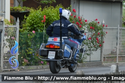 Bmw R850RT II serie
Polizia di Stato
Polizia Stradale
In scorta al
Giro della Romagna
Moto Bandiera Rossa
POLIZIA G0903
Parole chiave: Bmw R850RT_IIserie POLIZIAG