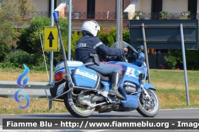 Bmw R850RT II serie
Polizia di Stato
Polizia Stradale
in scorta al Giro
Adriatica Ionica Race 2021
POLIZIA G0975
Parole chiave: Bmw R850RT_IIserie POLIZIAG0975 Adriatica_Ionica_Race_2021