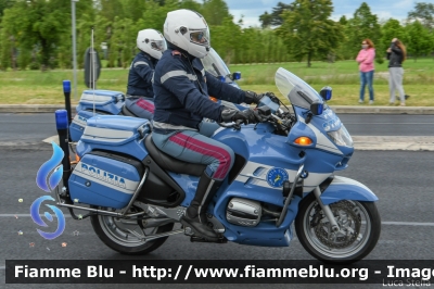 Bmw R850RT II serie
Polizia di Stato
Polizia Stradale
POLIZIA G1046
POLIZIA G1069
Parole chiave: Bmw R850RT_IIserie POLIZIAG1046 POLIZIAG1069 Giro_D_Italia_2021