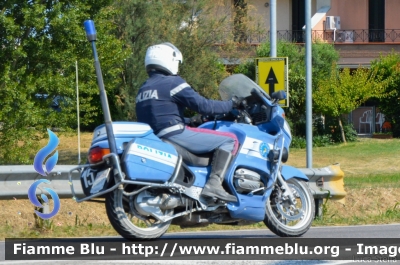 Bmw R850RT II serie
Polizia di Stato
Polizia Stradale
in scorta al Giro
Adriatica Ionica Race 2021
POLIZIA G1077
Moto 15
Parole chiave: Bmw R850RT_IIserie POLIZIAG1077 Adriatica_Ionica_Race_2021