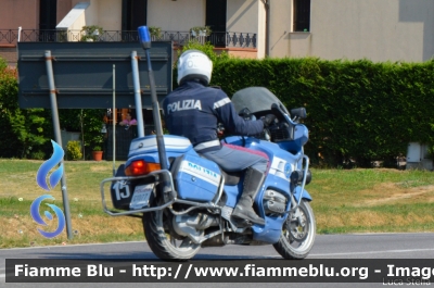 Bmw R850RT II serie
Polizia di Stato
Polizia Stradale
in scorta al Giro
Adriatica Ionica Race 2021
POLIZIA G1077
Moto 15
Parole chiave: Bmw R850RT_IIserie POLIZIAG1077 Adriatica_Ionica_Race_2021