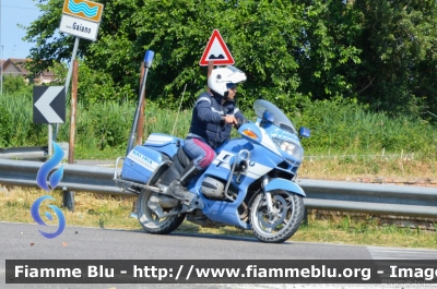 Bmw R850RT II serie
Polizia di Stato
Polizia Stradale
in scorta al Giro
Adriatica Ionica Race 2021
POLIZIA G1085
Moto 18
Parole chiave: Bmw R850RT_IIserie POLIZIAG1085 Adriatica_Ionica_Race_2021